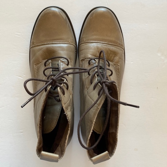 Biza boots lace up women’s 41 VGUC leather - Picture 1 of 6